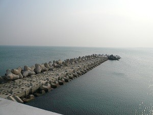 H１８空事　粟津港　松・豊岡地先　離岸堤工事(2)